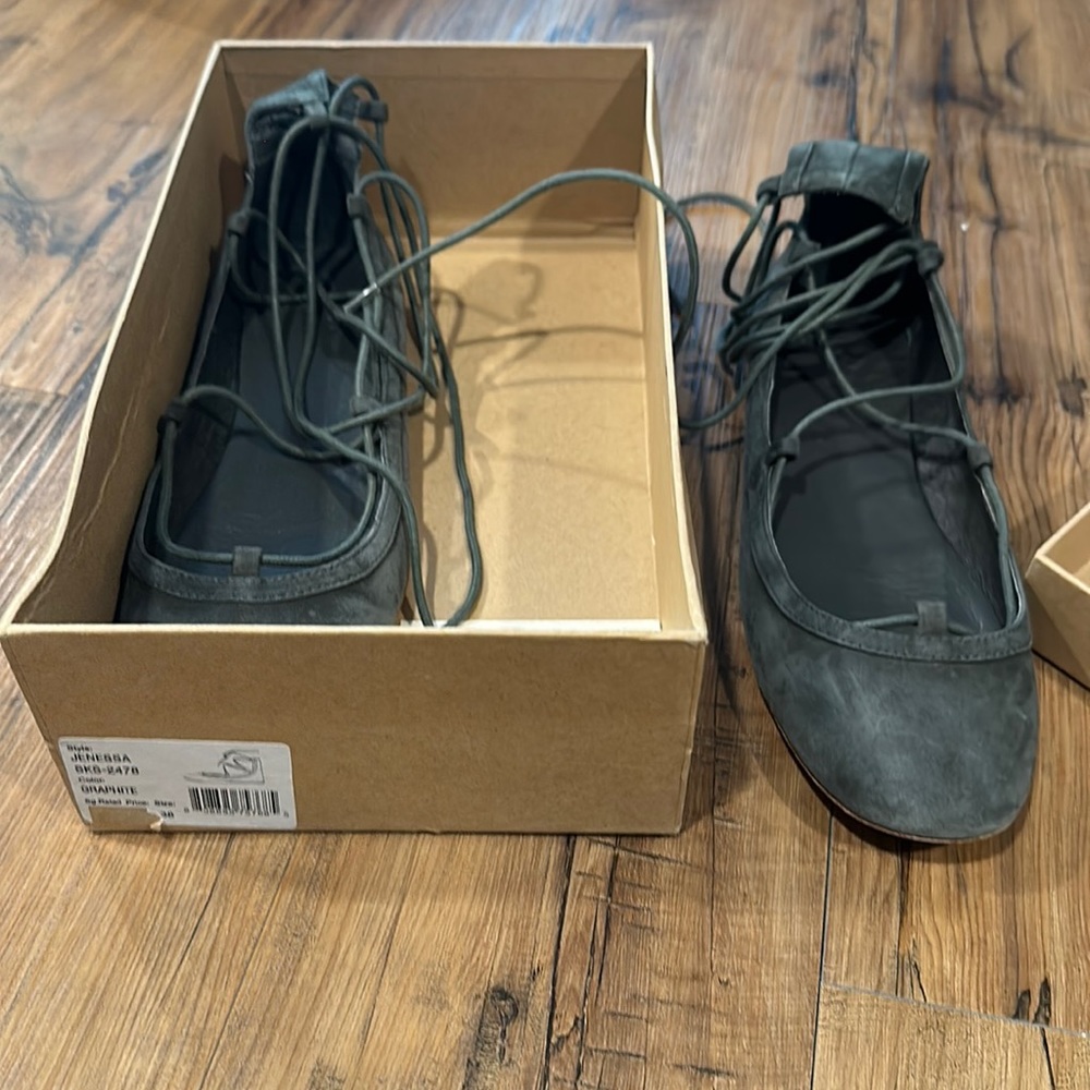 Joie Jenessa suede lace up ballerina flat color graphite size 38 (7.5) worn 2x
